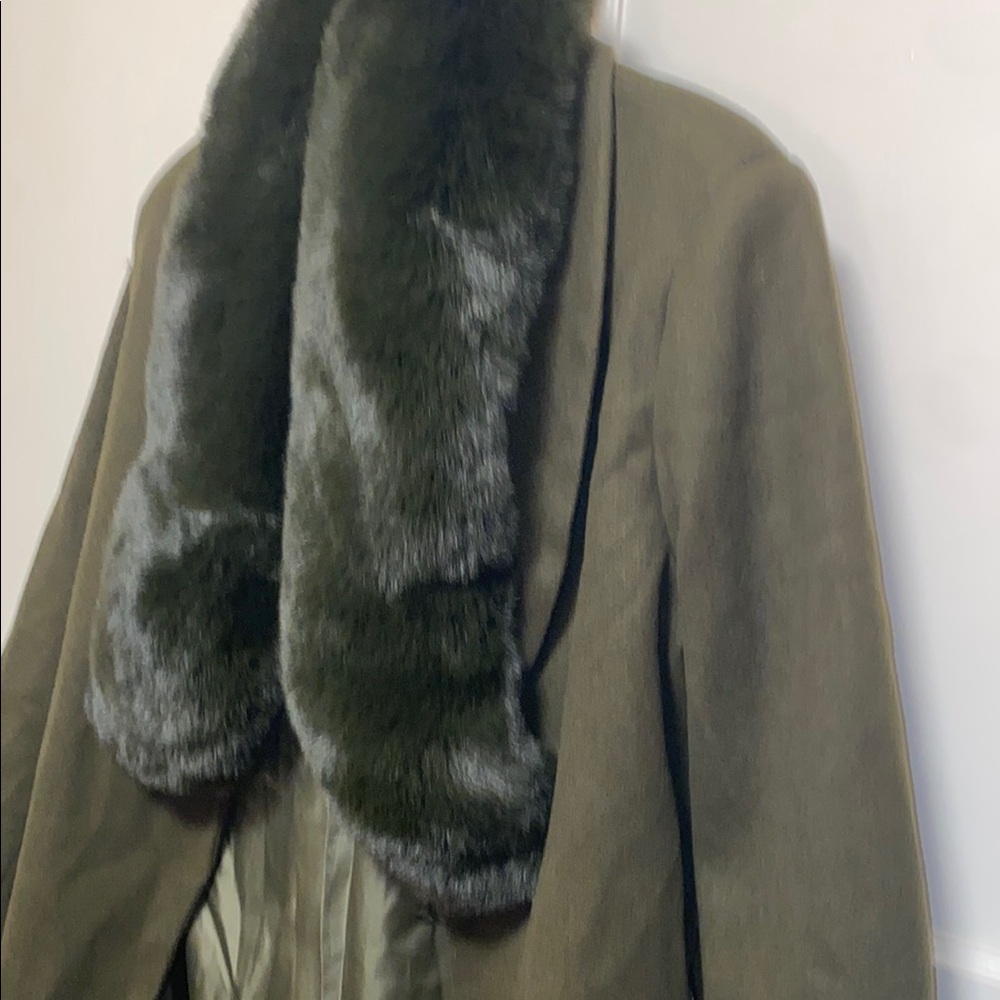 SHEIN LUNE Medium Olive Green Elegant Fuzzy Collar Belted Overcoat - Picture 11 of 12